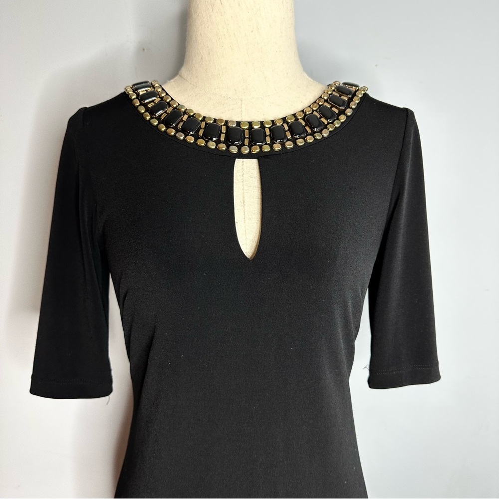 *VINCE CAMUTO* Embellished Neck Dress